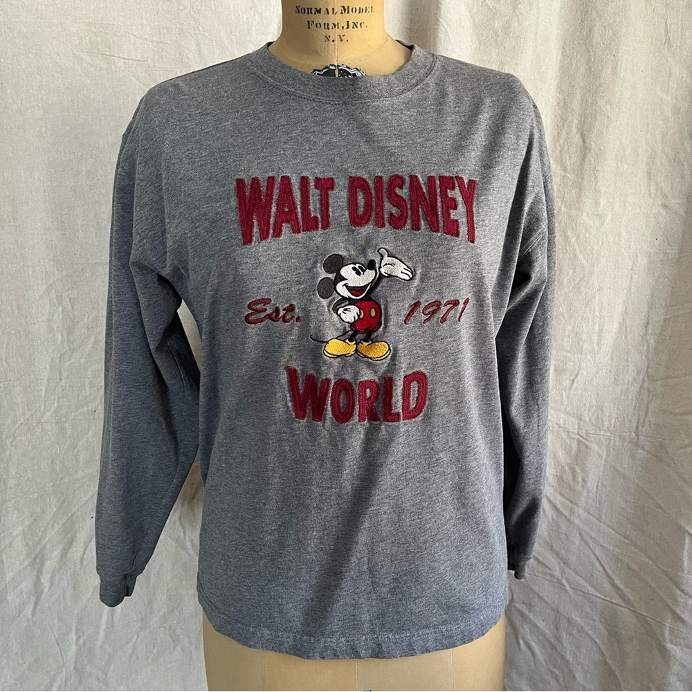 Vintage Walt Disney World Women’s Long Sleeve Mickey Mouse Crew Neck T-Shirt